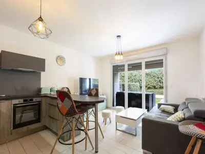 Ferienwohnung für 5 Personen (40 m²) in Juan-les-Pins 2/10