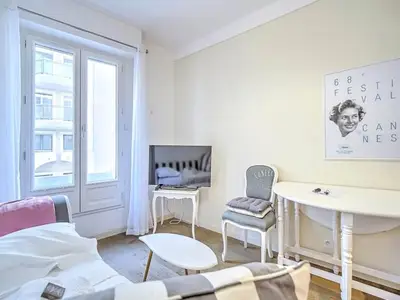 Ferienwohnung für 3 Personen (35 m²) in Cannes 4/10