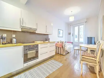 Ferienwohnung für 3 Personen (35 m²) in Cannes 5/10