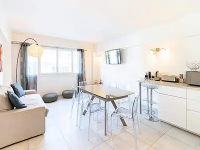 Ferienwohnung für 8 Personen (75 m²) in Cannes 2/10