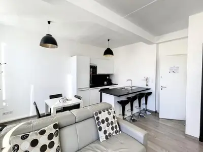 Ferienwohnung für 7 Personen (60 m²) in Cannes 1/10