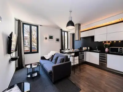 Ferienwohnung für 7 Personen (60 m²) in Cannes 1/10