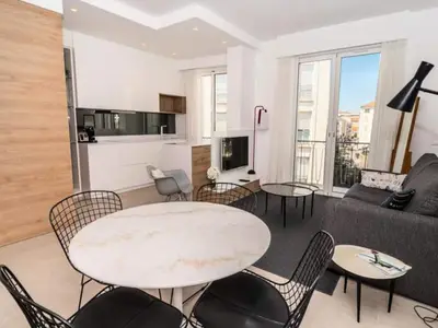 Ferienwohnung für 6 Personen (64 m²) in Cannes 8/10