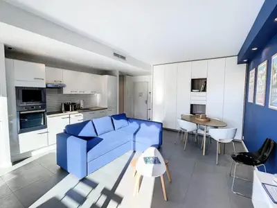 Ferienwohnung für 4 Personen (48 m²) in Cannes 1/10