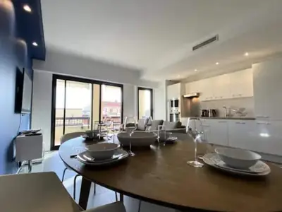 Ferienwohnung für 4 Personen (48 m²) in Cannes 10/10