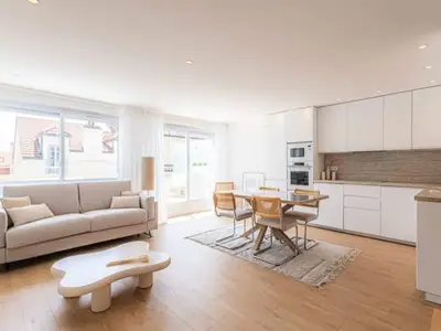 Ferienwohnung für 7 Personen (63 m²) in Cannes 1/10