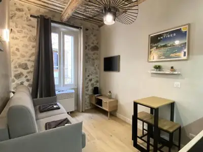 Ferienwohnung für 3 Personen (14 m²) in Antibes (Côte D'Azur) 1/10