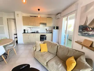 Ferienwohnung für 9 Personen (55 m²) in Lauvert 2/10