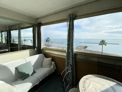 Ferienwohnung für 5 Personen (31 m²) in Saint-Laurent-du-Var 3/10