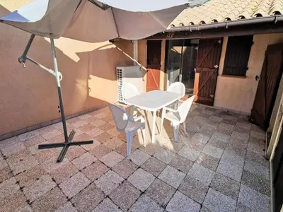 Ferienwohnung für 9 Personen (61 m²) in Leucate 1/10