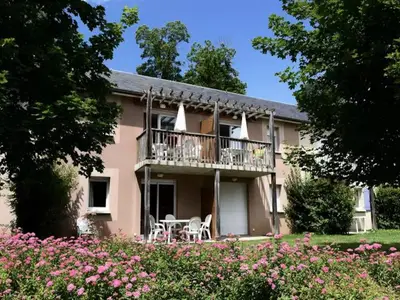 Ferienwohnung für 7 Personen (34 m²) in Rignac 1/10