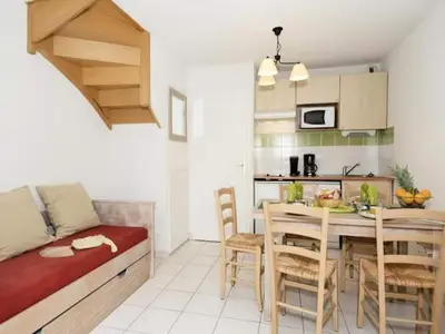 Ferienwohnung für 5 Personen (27 m²) in Rignac 3/10