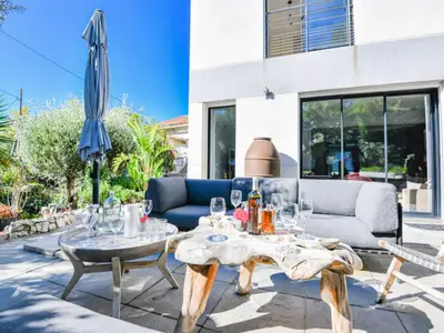 Ferienwohnung für 9 Personen (200 m²) in Marseille 07 1/10