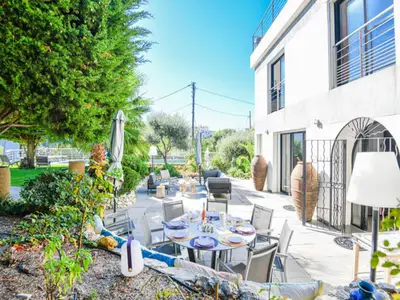 Ferienwohnung für 9 Personen (200 m²) in Marseille 07 7/10