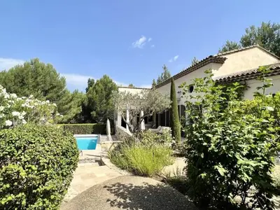 Ferienwohnung für 9 Personen (300 m²) in Cazan 2/10