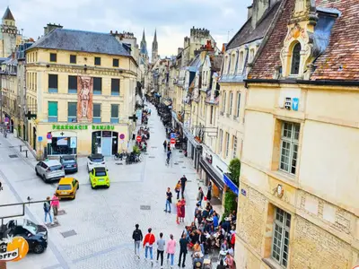 Ferienwohnung für 5 Personen (50 m²) in Caen 5/10