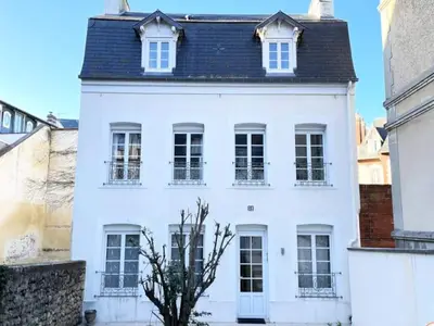 Ferienwohnung für 11 Personen (160 m²) in Deauville 1/10