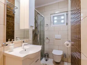 Ferienwohnung für 8 Personen (90 m²) in Povile