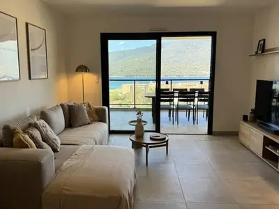 Ferienwohnung für 5 Personen (71 m²) in Île de Porraja 1/10