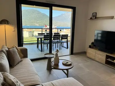 Ferienwohnung für 5 Personen (71 m²) in Île de Porraja 8/10