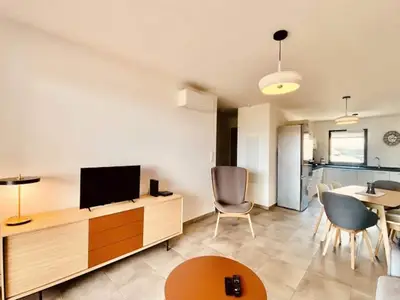 Ferienwohnung für 7 Personen (66 m²) in Île de Porraja 1/10