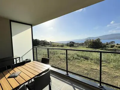 Ferienwohnung für 7 Personen (66 m²) in Île de Porraja 2/10