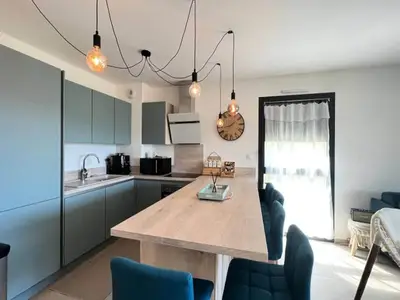 Ferienwohnung für 5 Personen (66 m²) in Île de Porraja 4/10