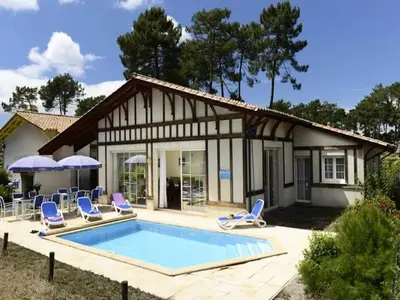 Ferienwohnung für 7 Personen (40 m²) in Gujan-Mestras 1/10