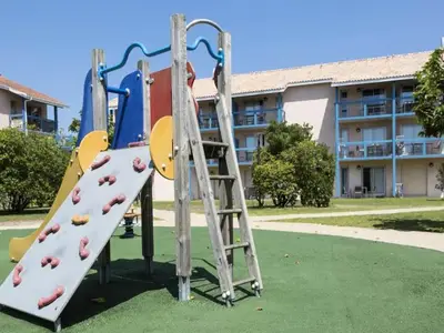 Ferienwohnung für 5 Personen (27 m²) in Hourtin 4/10