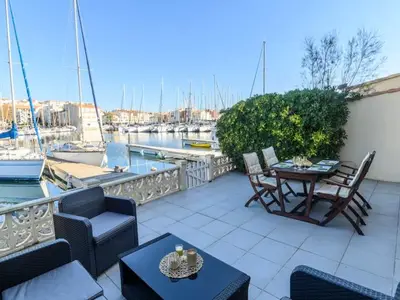 Ferienwohnung für 7 Personen (90 m²) in Cap D'Agde 1/10