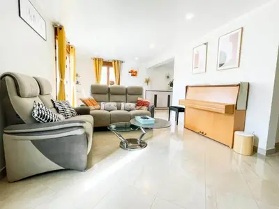 Ferienwohnung für 7 Personen (140 m²) in Saint-Ismier 1/10