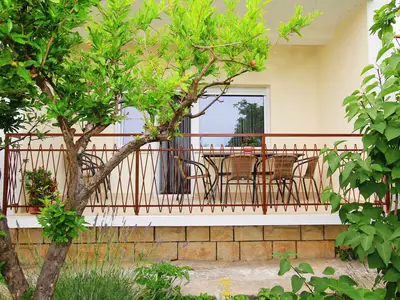balcony-terrace