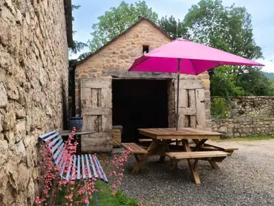 Ferienwohnung für 7 Personen (74 m²) in Saint-Étienne-du-Valdonnez 4/10