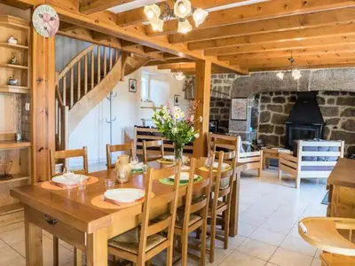 Ferienwohnung für 7 Personen (130 m²) in Le Buisson 2/10