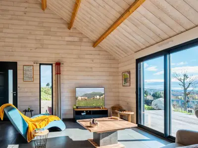 Ferienwohnung für 6 Personen (100 m²) in Le Buisson 1/10