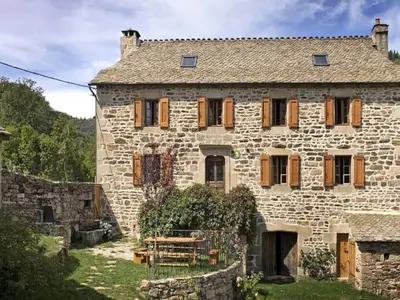 Ferienwohnung für 9 Personen in Pierrefiche 1/10