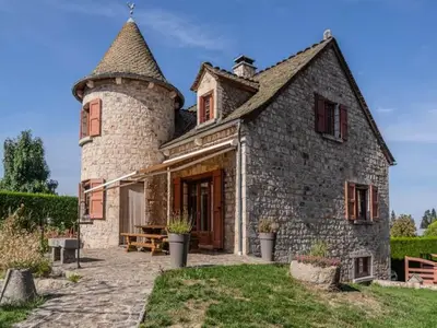 Ferienwohnung für 11 Personen in Aumont-Aubrac 1/10