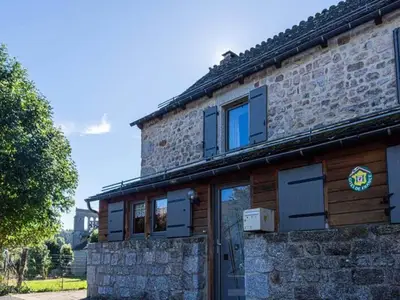 Ferienwohnung für 7 Personen (80 m²) in La Fage-Saint-Julien 2/10