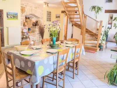 Ferienwohnung für 8 Personen in Les Salelles 1/10