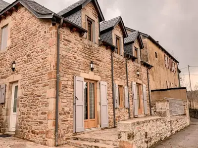 Ferienwohnung für 9 Personen in Chasseradès 2/10