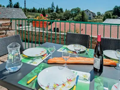 Ferienwohnung für 9 Personen in Chasseradès 5/10