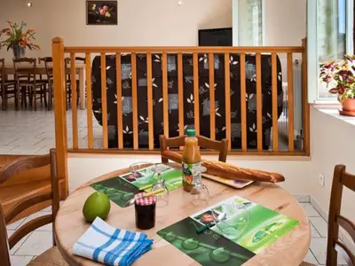 Ferienwohnung für 9 Personen in Chasseradès 8/10