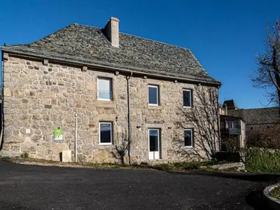 Ferienwohnung für 9 Personen (135 m²) in Recoules-d'Aubrac 2/10