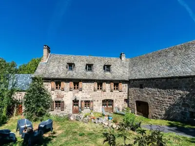 Ferienwohnung für 9 Personen in Brion 2/10