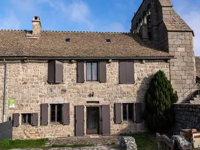 Ferienwohnung für 8 Personen in La Fage-Montivernoux 2/10