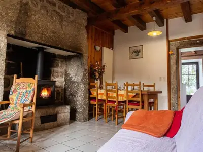 Ferienwohnung für 8 Personen in La Fage-Montivernoux 3/10