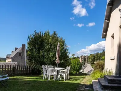 Ferienwohnung für 7 Personen (99 m²) in Fournels 6/10