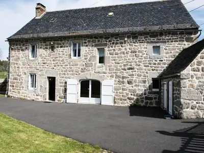 Ferienwohnung für 5 Personen in Saint-Laurent-de-Veyrès 6/10