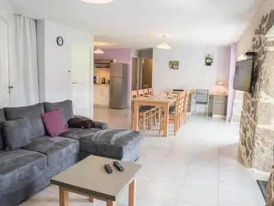 Ferienwohnung für 5 Personen in Saint-Laurent-de-Veyrès 7/10