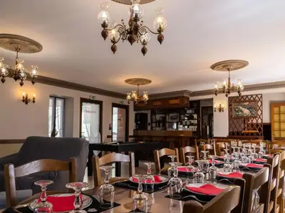 Ferienwohnung für 13 Personen (200 m²) in Les Hermaux 2/10